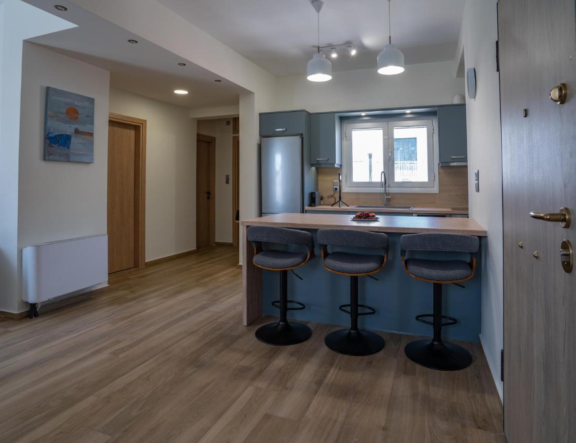 Maxblue 2 Apartment Piraeus Exterior photo